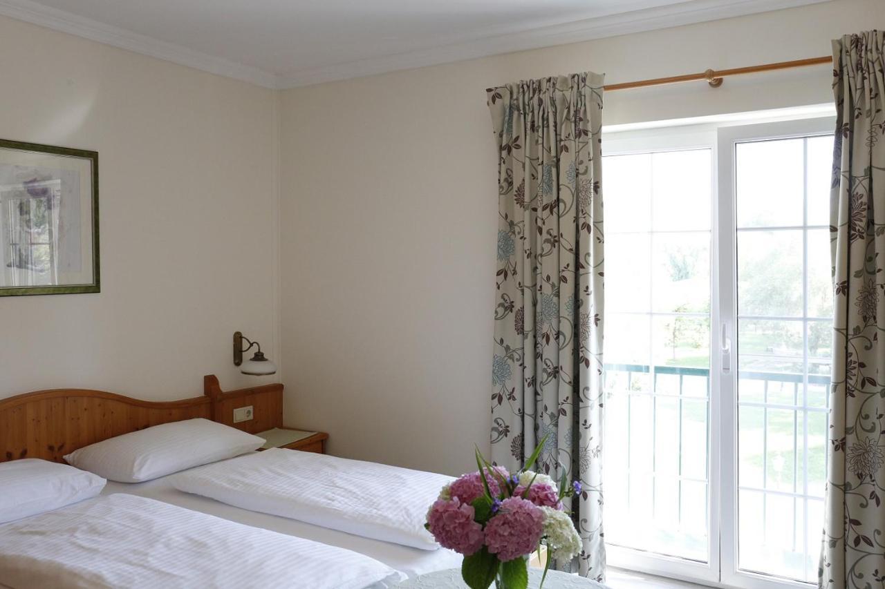 Birkenhof Gols - B & B - Wohlfuehl Hotel Mit Wochenend-Restaurant Dış mekan fotoğraf