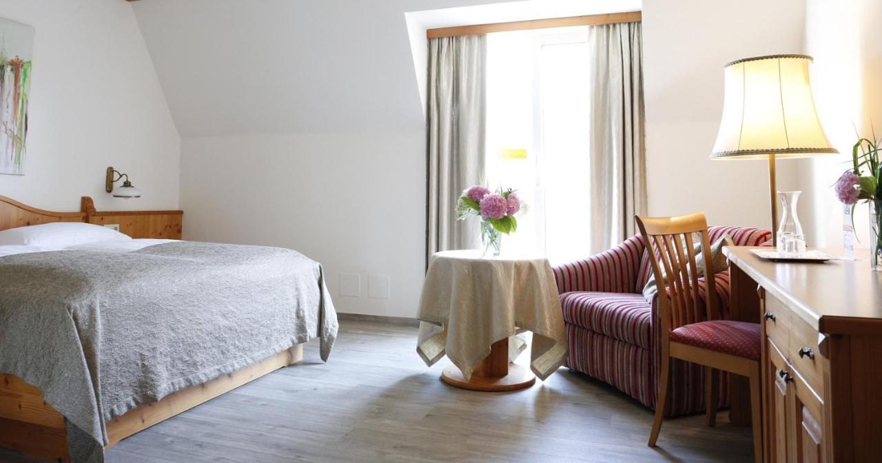Birkenhof Gols - B & B - Wohlfuehl Hotel Mit Wochenend-Restaurant Dış mekan fotoğraf