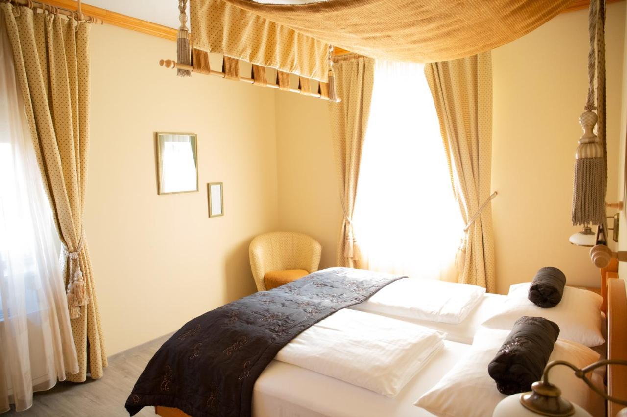 Birkenhof Gols - B & B - Wohlfuehl Hotel Mit Wochenend-Restaurant Dış mekan fotoğraf