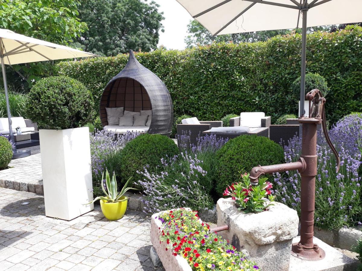 Birkenhof Gols - B & B - Wohlfuehl Hotel Mit Wochenend-Restaurant Dış mekan fotoğraf